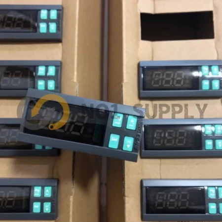 New CAREL IR33F0AHE0 Temperature Controller Fast delivery IR33FOAHEO