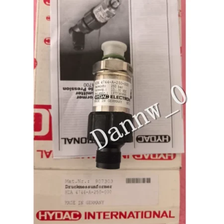 NEW In Box HYDAC HDA4744-A-250-000 Pressure Sensors