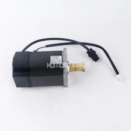 NEW ONE MITSUBISHI Servo Motor HC-MFS73 HCMFS73
