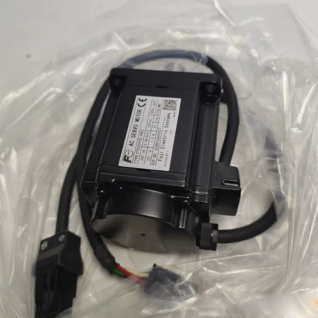 NEW Fuji servo motor GYS201D5-RB2 IN BOX