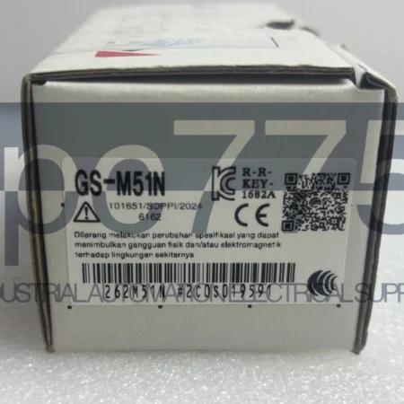 New In Box KEYENCE GS-M51N Safety Interlock Switch