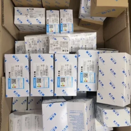New Eaton FD3200BP10 FD3200BP10 Circuit Breaker DHL Expedited Shipping