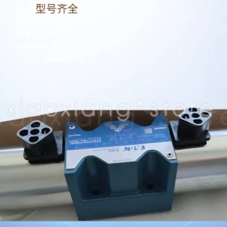 DG4V-5-2NJ-M-U-H7-22 DG4V52NJMUH722 hydraulic valve oil pressure valve 1PC