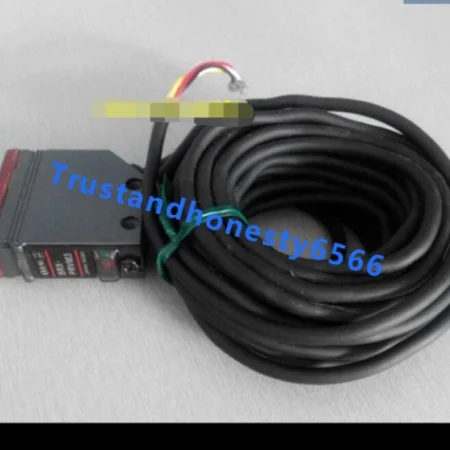NEW FOR SUNX BRX-PRVM3 Photoelectric sensor free shipping