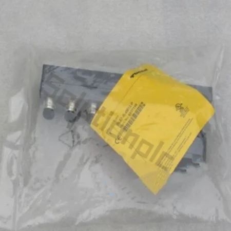 TURCK module base BL67-B-4M12-P 6827195 (New in box)