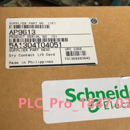 Brand New Apc Schneider Electric It Usa Ap9613 Dry Contact IO Smartslot Card