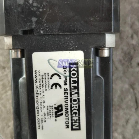 ONE KOLLMORGEN servo motor AKM21C-ANB2R-00