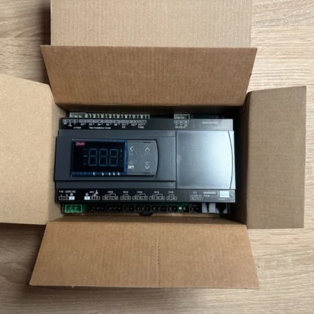 New Danfoss AK-CC55 Single Coil UI with display Case Controller