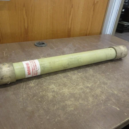 Westinghouse Type RBA-400 Fuse Holder 677C371G02 400A Max 15.5kV 50/60Hz Used