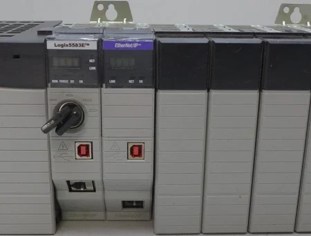 Allen-Bradley 1756-A7 with Logix5583E 1756-L83E PLC ProcessorController
