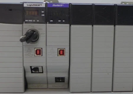 Allen-Bradley 1756-A7 with Logix5583E 1756-L83E PLC ProcessorController