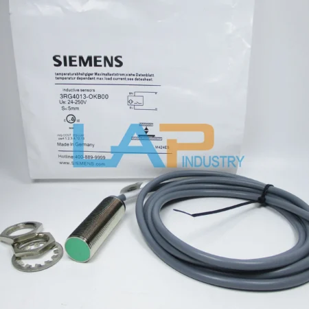 NEW For Siemens Proximity switch Sensor 3RG4013-0KB00 5mm 24-250V