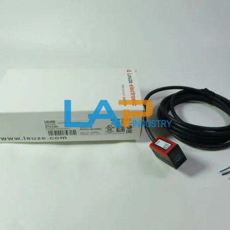 NEW For Leuze Photoelectric Sensor ET5.32N 10-30V DC 120mA -40℃...+60℃