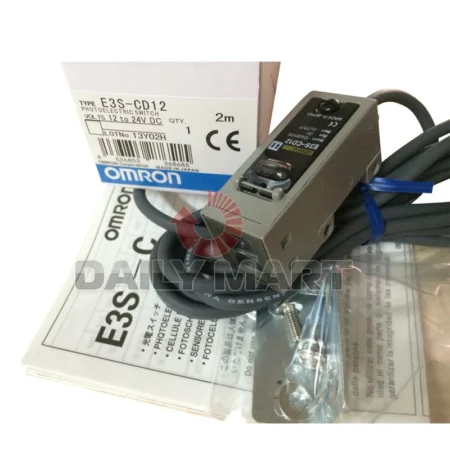 Omron Automation E3S-CD12 E3SCD12 REFLECTIVE Photoelectric Switch Sensor 2M 30V