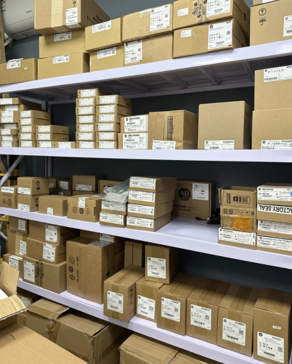 Allen Bradley 2198-D032-ERS3 Dual Axis Module 2 Allen Bradley 2198-D032-ERS3 Dual Axis Module - Image 2