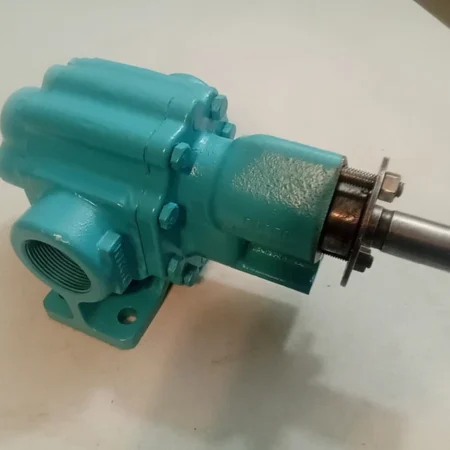 Roper Hilical Gear Pump 1AP21 *Used*