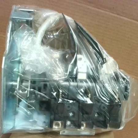 Allen Bradley 1494V-DS100 D 100A Flange Mount Disconnect Switch 600VAC250VD...