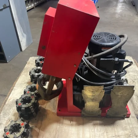 hydraulic hose crimper machine used. great working condition