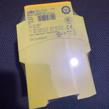 NEW Pilz safety relays PNOZ V 3s 774789