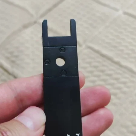 Leitz Polarized microscope accessories - compensation plug