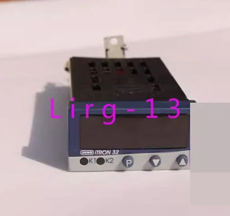 used JUMO iTRON 32 Thermostat 702040/88-888-000-22/ 24V