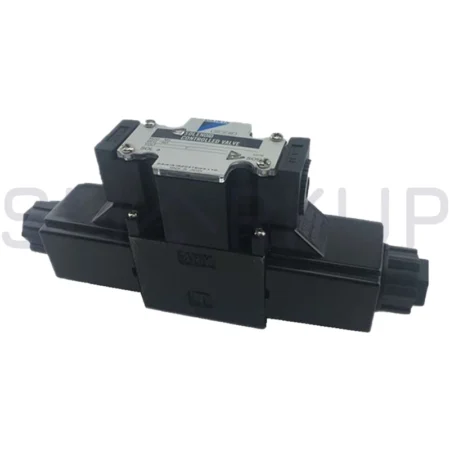 New In Box DAIKIN KSO-G02-2CA-10-N Hydraulic Solenoid Valve