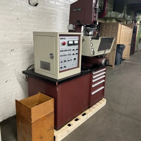 Hansvedt Benchman Model RAM Type EDM 201 Electrical Discharge Machine