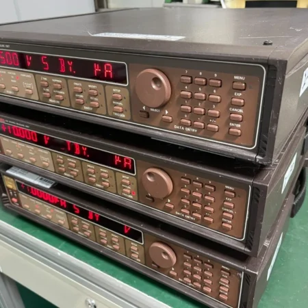 KEITHLEY 236 Source Measurement Unit SN 0587414 , w Calibration and report
