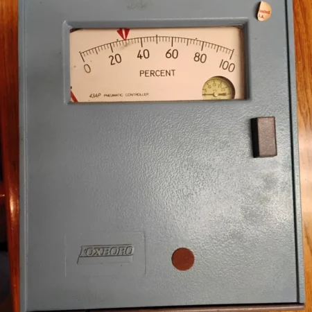 FOXBORO PNEUMATIC CONTROLLER 43AP-FA22NPB-PF-14 *USED*
