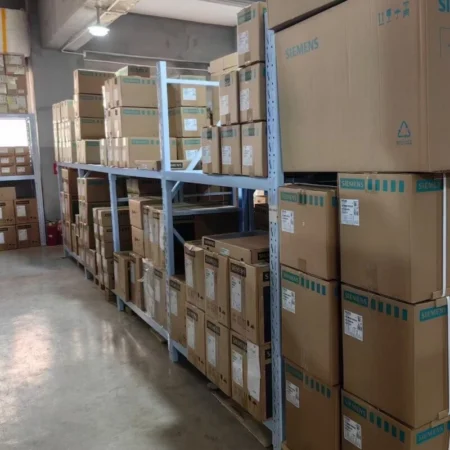 3SK1121-2AB40 NEW SIEMENS Safety relay Expedited Shipping 3SK1121-2AB40
