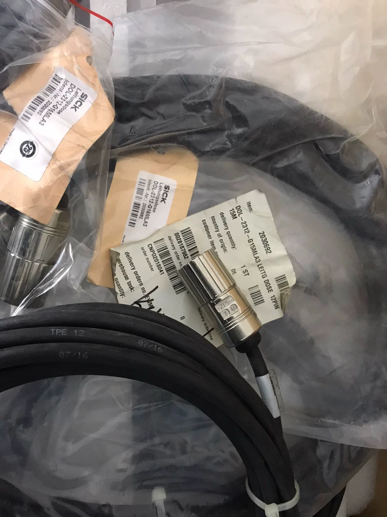 SICK DOL-2312-G15MLA3 Connection Line