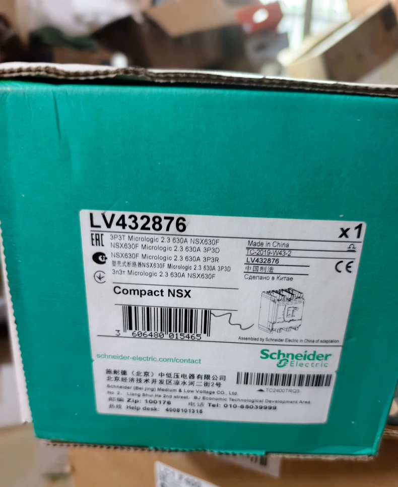 Schneider Molded Case Circuit Breaker LV432876