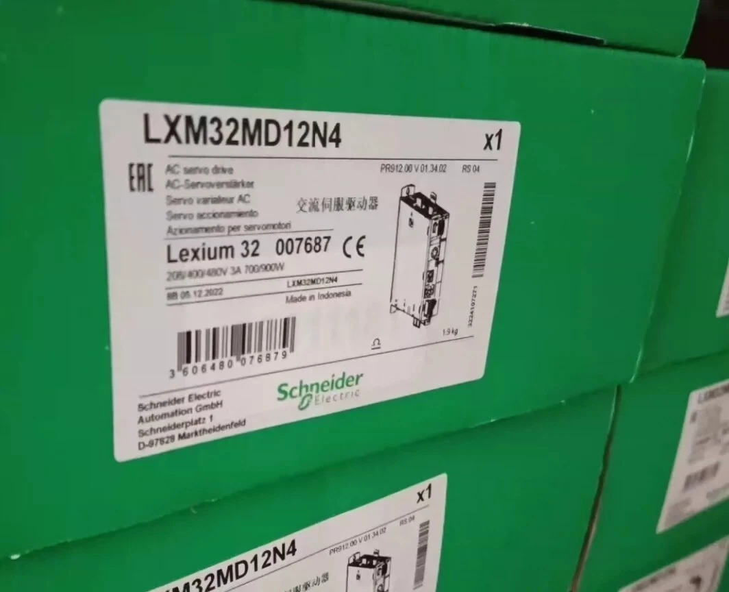 Schneider Servo Drive LXM32MD12N4