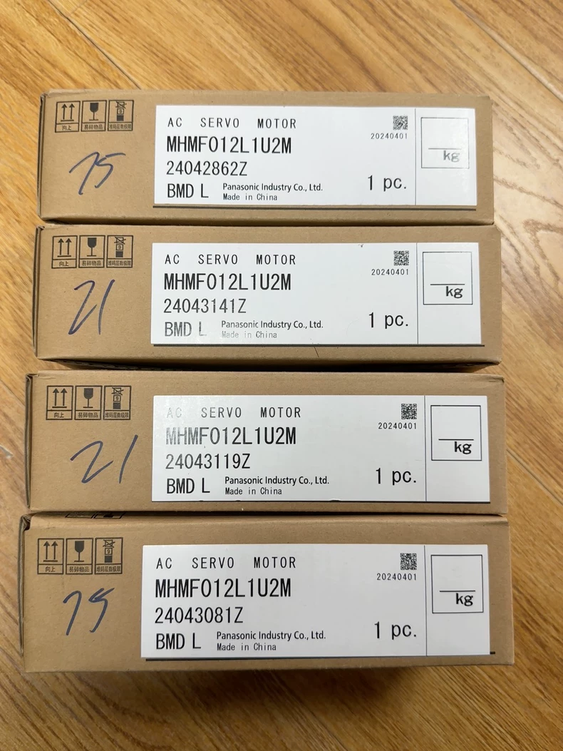 Panasonic MHMF012L1U2M Servo Motor