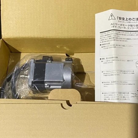 Matsushita Electric TS4606N8337E200 AC SERVO MOTOR Panasonic Robot YAA295 NEW