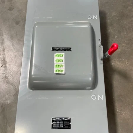 General Electric TC70324 Heavy Duty Safety Switch 200 Amp 240VAC Double Throw