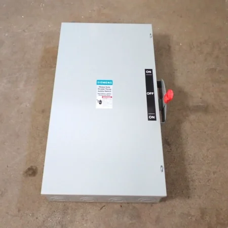 New Siemens DTNF224 200 amp 240v Single phase nema 1 non fused Double Throw