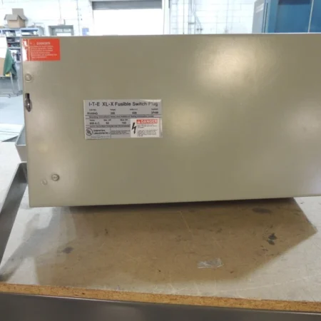 ITE SIEMENS RV464G 200 AMP 600 VOLT 3P4W FUSIBLE BUSWAY SWITCH BUS PLUG RECON
