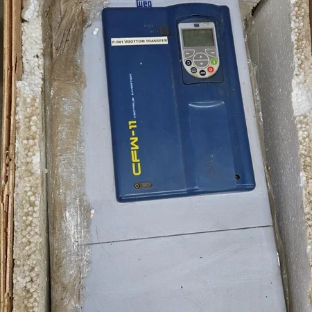 WEG 125 HP CFW11 VARIABLE FREQUENCY DRIVE INVERTER 480 VAC NACFW110142T40N1Z