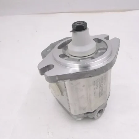 CORE ONLY OEM John Deere Reversible Fan Drive Hydraulic Motor For 318D 319E