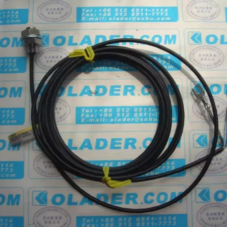 New OMRON E2CA-X1R5A 3M 【OLADER