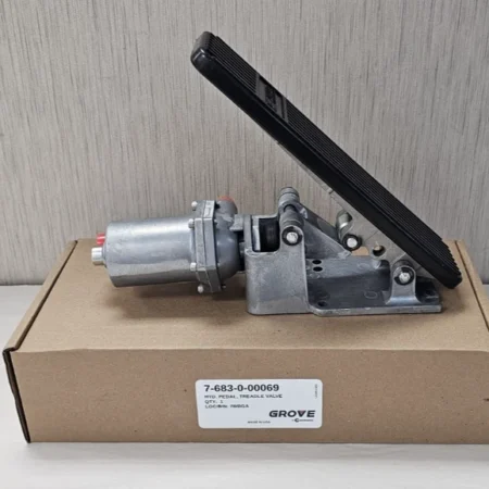 7-683-0-00069 - HYDRAULIC TREADLE *NEW, O.E.M., FACTORY FRESH* 2530-01-477-8952