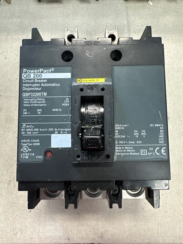 SQUARE 200 CIRCUIT BREAKER 3 240 Energized) QBP32200TM D AMP POLE VAC 1 QBP32200TM