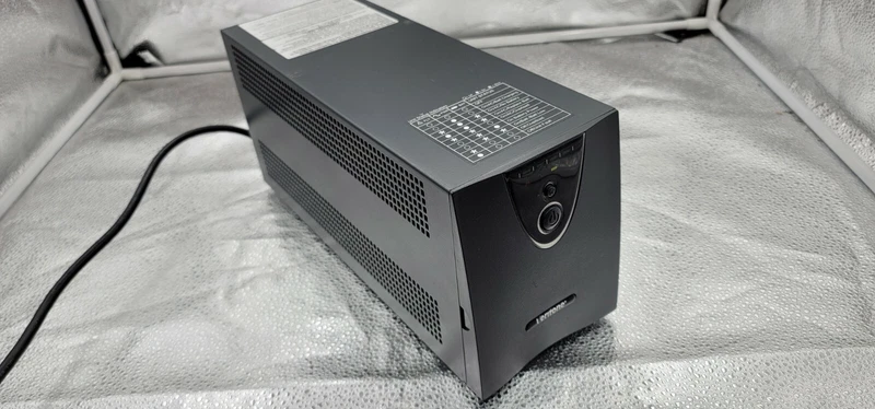 Verifone Battery Backup 2 Commander P040-07-050 UPS / Ruby Topaz Oneac 1 P040-07-050