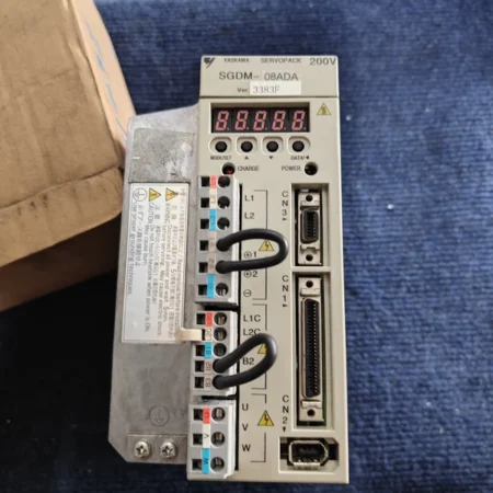YASKAWA SGDM-08ADA Servo Driver High Performance Controller