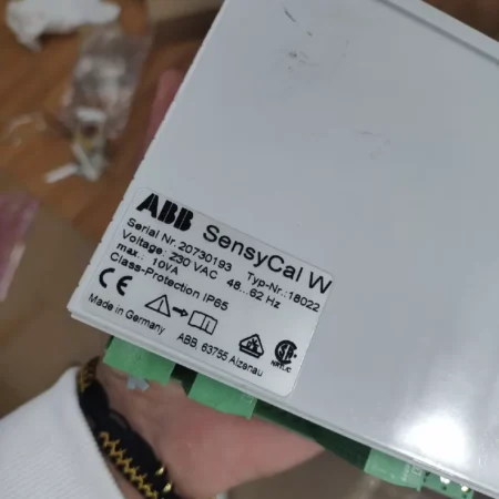 ABB 20730193 Calibrator for Accurate Instrument Adjustment