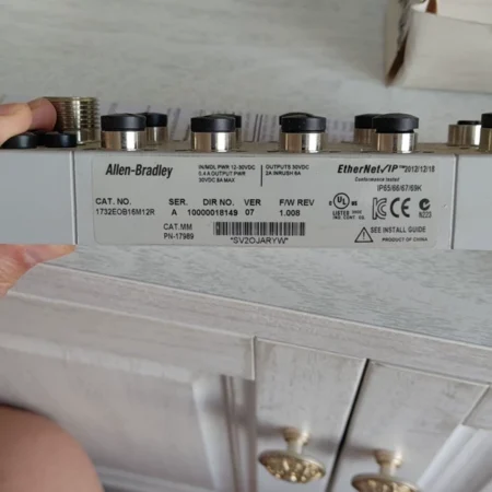Allen-Bradley 1732EOB16M12R ArmorBlock I/O Module