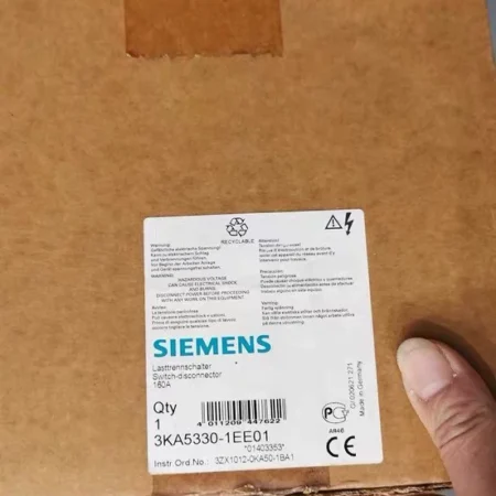 SIEMENS 3KA5330-1EE01 Disconnector for Industrial Power Systems