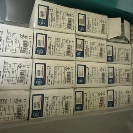GE DC Contactor CL04D310MWJD - Reliable Direct Current Switching