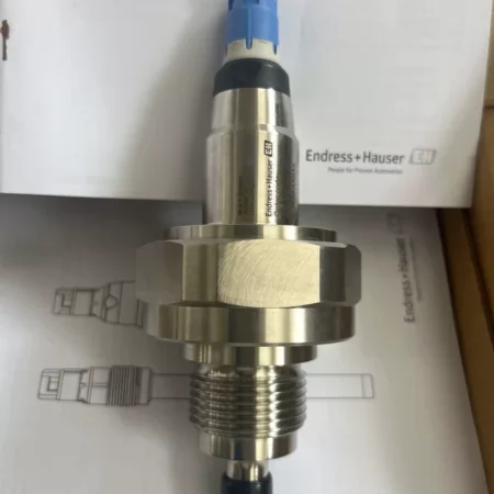 Endress+Hauser CLS82D-1035/0 Digital Conductivity Sensor